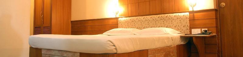 Pragati Resorts Haiderabad Buitenkant foto