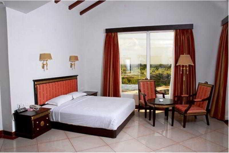 Pragati Resorts Haiderabad Buitenkant foto